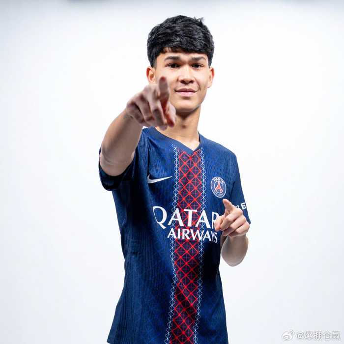 巴萨18岁中场德罗-费尔南德斯转会巴黎，转会费8.2M欧元